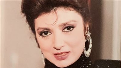 بتسجيل صوتي.. نبيلة عبيد تستعيد ذكرياتها في فيلم النصابين الثلاثة | فيديو