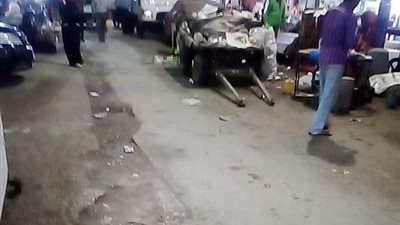 أعمال شغب وإغلاق الطريق بسبب الأسواق العشوائية بالمنيا.. والأهالي يستغيثون بالمسؤولين │ صور 