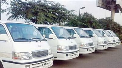 تغيير خطوط بعض السيارات في أسوان