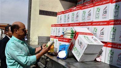 محافظ أسوان: توزيع مساعدات تحيا مصر بكل شفافية.. وإعانات مالية عاجلة للمتضررين