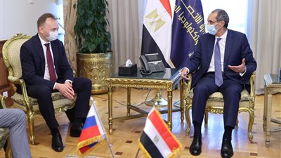 الاتصالات الروسية: مستعدون لـ إنتاج منتجات مصرية بتكنولوجيا حديثة