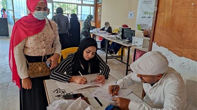 جامعة المنيا تبدأ في تطعيم طلابها تحت سن 18 عامًا بكلية الزراعة