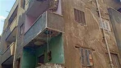 طلب التحريات في واقعة إصابة سيدتين سقطت عليهما بلكونة بالجيزة