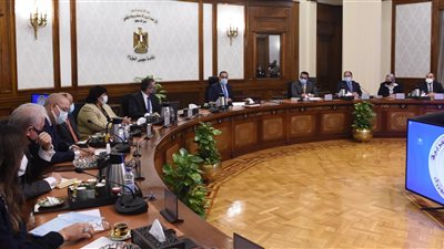 الحكومة تبحث رفع أسعار الإقامة في الفنادق السياحية