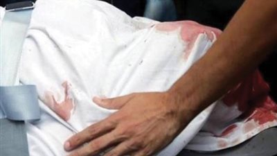 التحقيق في جريمة عائلية بإمبابة.. أب يقتل ابنه بمعاونة شقيقه وعمه ويزعم انتحاره