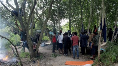 فرنسا: إنقاذ 272 مهاجرا حاولوا عبور بحر المانش بقوارب متهالكة