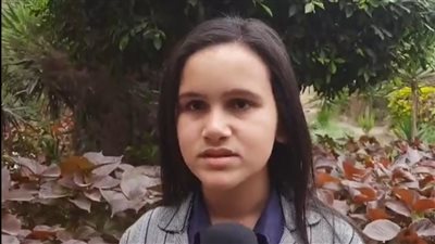 مداحة النبي.. قصة طفلة من ذوي الهمم بالبحيرة تحدت التنمر بموهبتها الغنائية | فيديو 