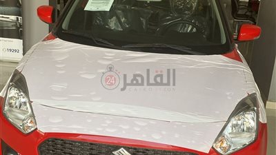 المعارض تنفذ قرار حماية المستهلك بشأن وضع ملصق سعر السيارة | صور