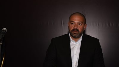 أحمد دياب يكشف حقيقة طلب زيادة عدد الجمهور في مباريات الدوري الممتاز