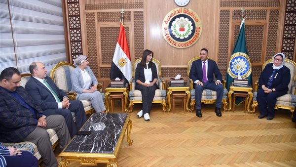 وزيرة الهجرة