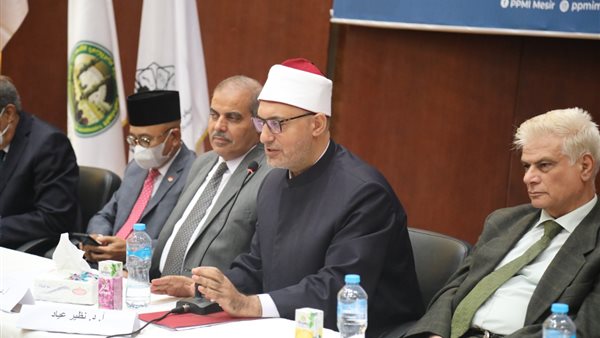  الدكتور نظير عياد