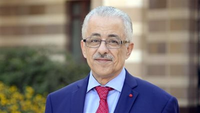 مصدر بالتعليم: مقاضاة كل من نشر أو ساهم في ترويج شائعة وفاة طارق شوقي