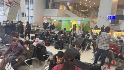 تصل اليوم لـ العراق الرحلة الخامسة لعودة العالقين علي الحدود بين بيلاروسيا وبولندا