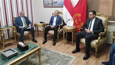 بورسعيد تبحث مساعدة الشركات الصغيرة والمتوسطة للقيد بالبورصة المصرية | تفاصيل 