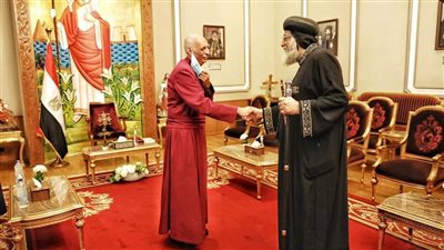 رئيس الأسقفية مهنئًا البابا تواضروس: دمت عنوانًا للمحبة