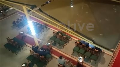 وسط منع عائلته للمصورين والصحفيين.. بدء عزاء شقيقة معز مسعود بمسجد الشرطة | فيديو 