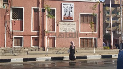 تكثيف أمني بمحيط مستشفى بروك في السيدة زينب قبل زيارة الأمير تشارلز وزوجته 