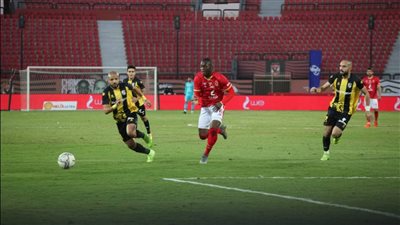 إيقاف حكم فيديو مباراة الأهلي والمقاولون شهرًا بسبب الأخطاء 