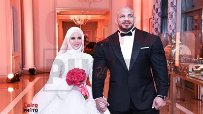 بيج رامي يحتفل بزفافه ويستعد لقضاء شهر العسل خارج مصر