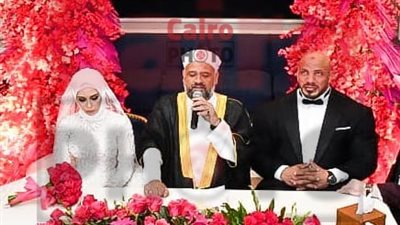 البنطلون اتفتق.. بيج رامي يتعرض لموقف محرج خلال حفل زفافه على زوجته الثانية
