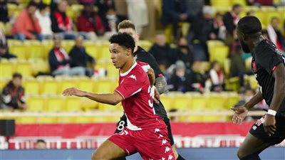 التعادل الإيجابي يحسم موقعة ليل وموناكو في الدوري الفرنسي