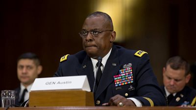 وزير الدفاع الأمريكي: واشنطن تتعهد بتلبية احتياجات أوكرانيا العسكرية