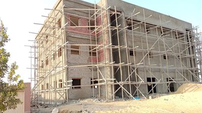 مدرسة ومجمع خدمات.. أهالي تونا الجبل بالمنيا: حياة كريمة هتكمل اللي ناقصنا | صور