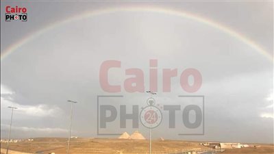 ظهور قوس قزح في سماء الجيزة تزامنًا مع هطول الأمطار الغزيرة | فيديو
