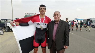 3 ذهبيات وفضية وبرونزية لمنتخب مصر في اليوم الأول للبطولة العربية لدراجات المضمار 