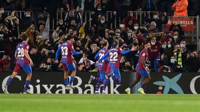 تشافي ينجح في اختباره الأول مع برشلونة ويفوز على إسبانيول بالدوري الإسباني