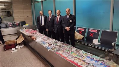 ضبط محاولة تهريب كميات هائلة من أدوات التجميل قادمة من تركيا | صور