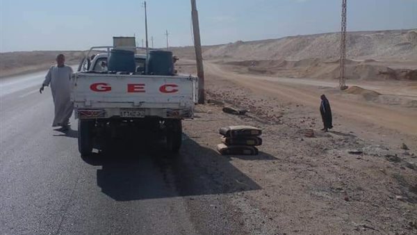 إنارة الطريق بمركز