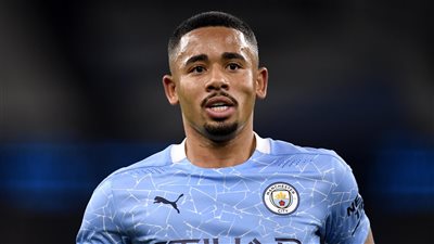 جيسوس على رادار برشلونة بعد اقتراب هالاند من مانشستر سيتي