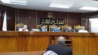 اعتدى على سيدة بمطواة في مشاجرة.. إيقاف كبير أئمة بأوقاف كفر الشيخ عن العمل 6 أشهر