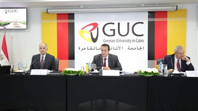 وزير التعليم العالي يترأس الاجتماع الدوري لمجلس الجامعات الخاصة والأهلية