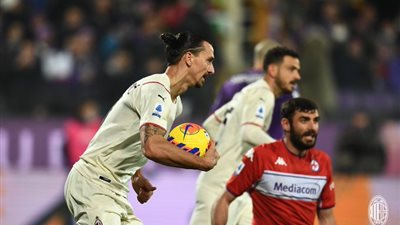 إبراهيموفيتش: أنا أكثر لاعب تكاملًا في تاريخ الكرة.. وكنت سأنتقل إلى الدوري السعودي