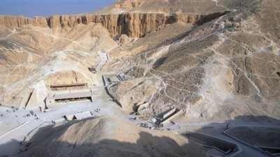 بدءًا من الغد.. غلق مقبرتين أمام الزائرين بوادي الملوك بالأقصر استعدادًا للترميم 