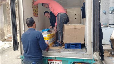 ضبط 35 كيلو لحوم فاسدة داخل سيارة بالدقهلية