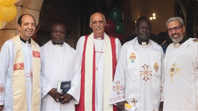 رئيس الأسقفية يرسم قسًا للخدمة السودانية بكنيسة القديس ميخائيل بمصر الجديدة