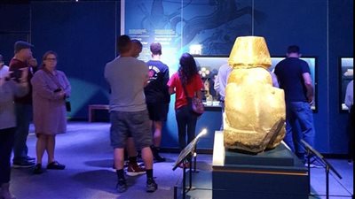 إقبال كبير من الزائرين خلال الأيام الأولى لمعرض رمسيس وذهب الفراعنة بالولايات المتحدة | صور