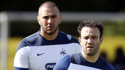 تطورات جديدة بشأن عقوبة بنزيما في قضية الابتزاز الجنسي 