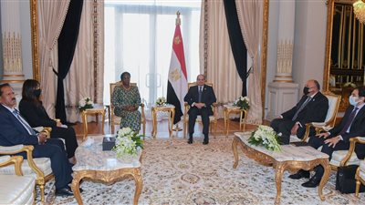 السيسي: نتطلع للتعاون مع سكرتارية الكوميسا لتنفيذ أجندة التنمية في إفريقيا 2063