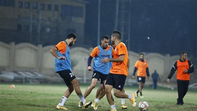 البنك الأهلي يواصل تدريباته استعدادا لمواجهة مصر المقاصة