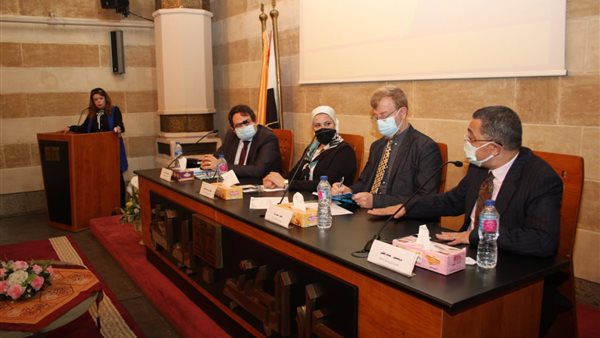 جانب من المؤتمر 