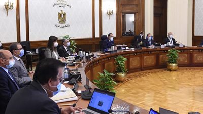 رئيس الوزراء يشهد توقيع عقد بيع قطعتي أرض لإنشاء مصنع ألماني بالعاشر من رمضان