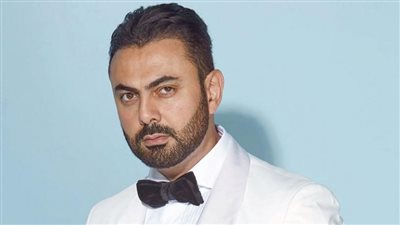 بعد تعاونه مع بروس ويلز.. محمد كريم يكشف تفاصيل فيلمه الثالث Book of Chaos