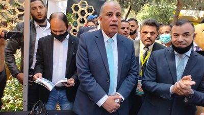 مصر الثانية عربيا.. الزراعة: صدرنا 3200 طن عسل بـ286 مليون دولار ونمتلك 2 مليون خلية نحل