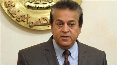 بث مباشر| جرعة ثالثة للقاح كورونا قريبًا لهذه الفئات في مصر.. وتحذير مهم من الحكومة