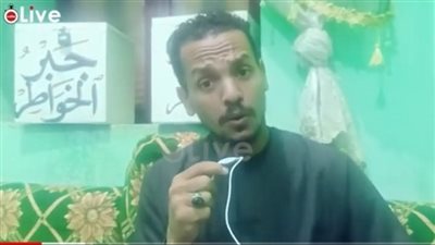 لمساعدة الفقراء.. أهالي قرية المحاميد بأسوان يطلقون مبادرة اتبرع بجنيه كل جمعة| فيديو