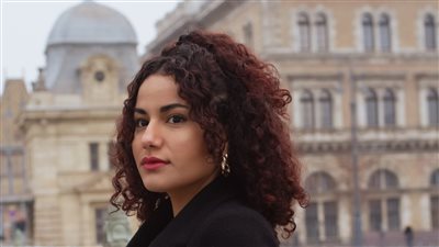 مؤسسة التمويل الدولية تستضيف المخرجة حياة الجويلي كالمتحدث العربي الوحيد في برنامج 